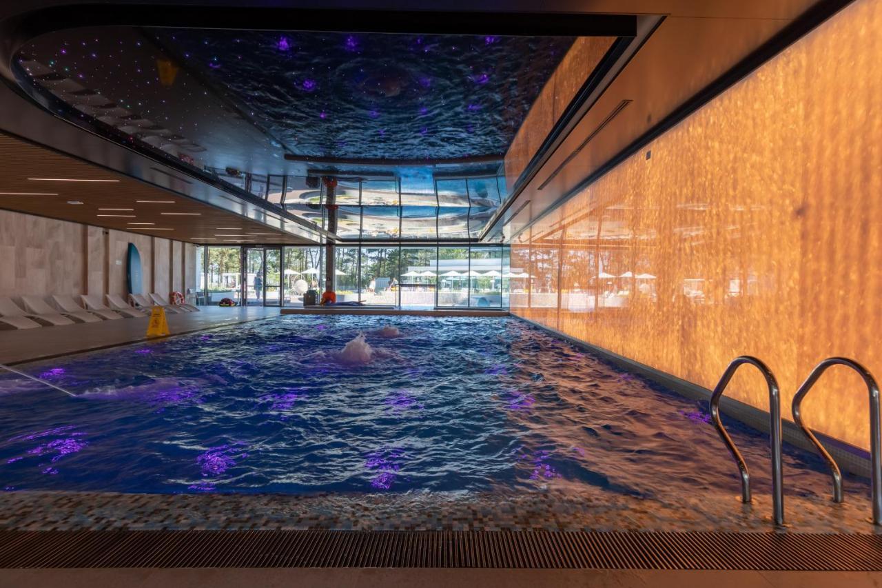 Royal Waves Resort & Spa - Apartment With Parking By Noclegi Renters Miedzyzdroje Esterno foto