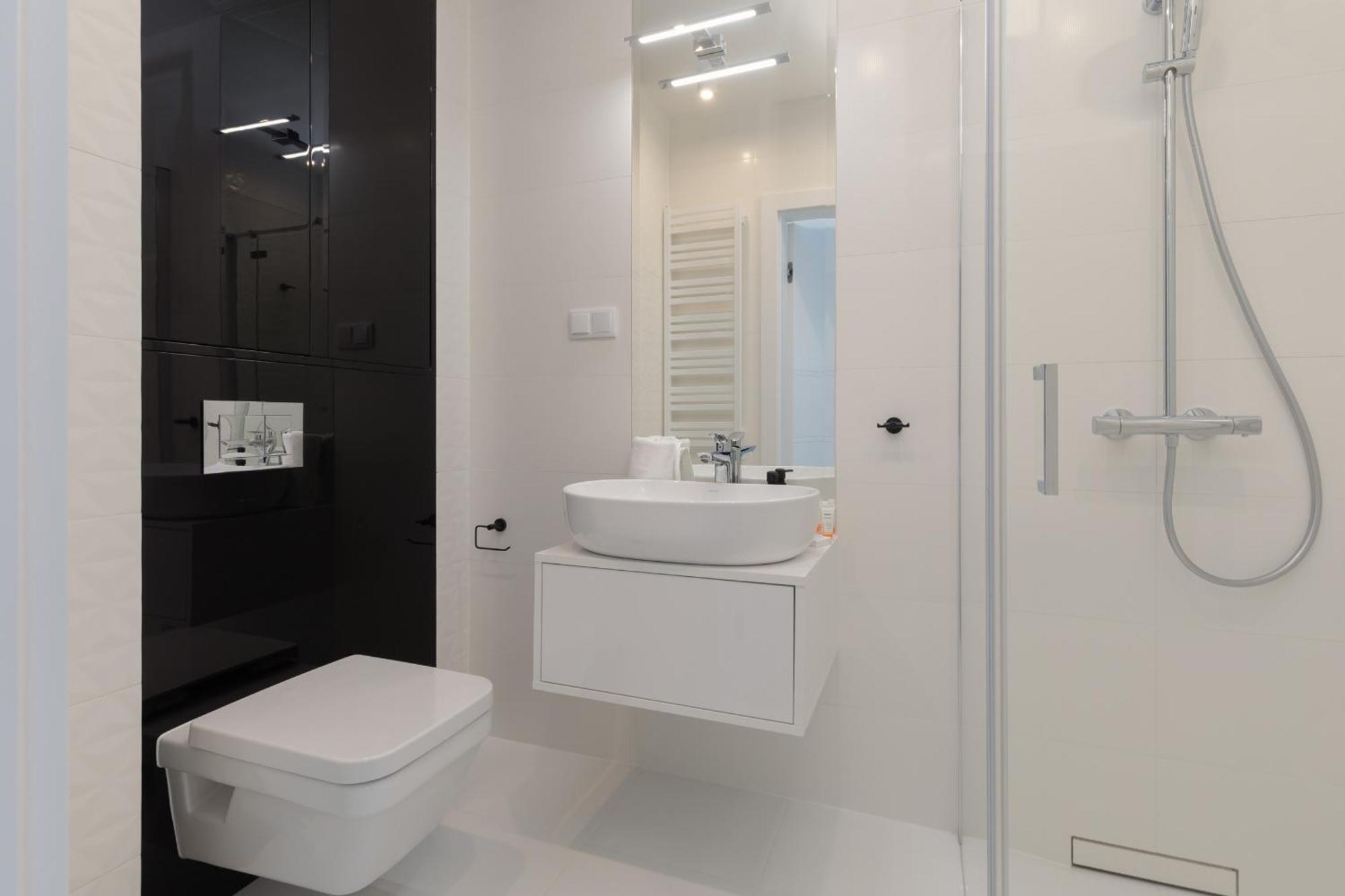Royal Waves Resort & Spa - Apartment With Parking By Noclegi Renters Miedzyzdroje Esterno foto